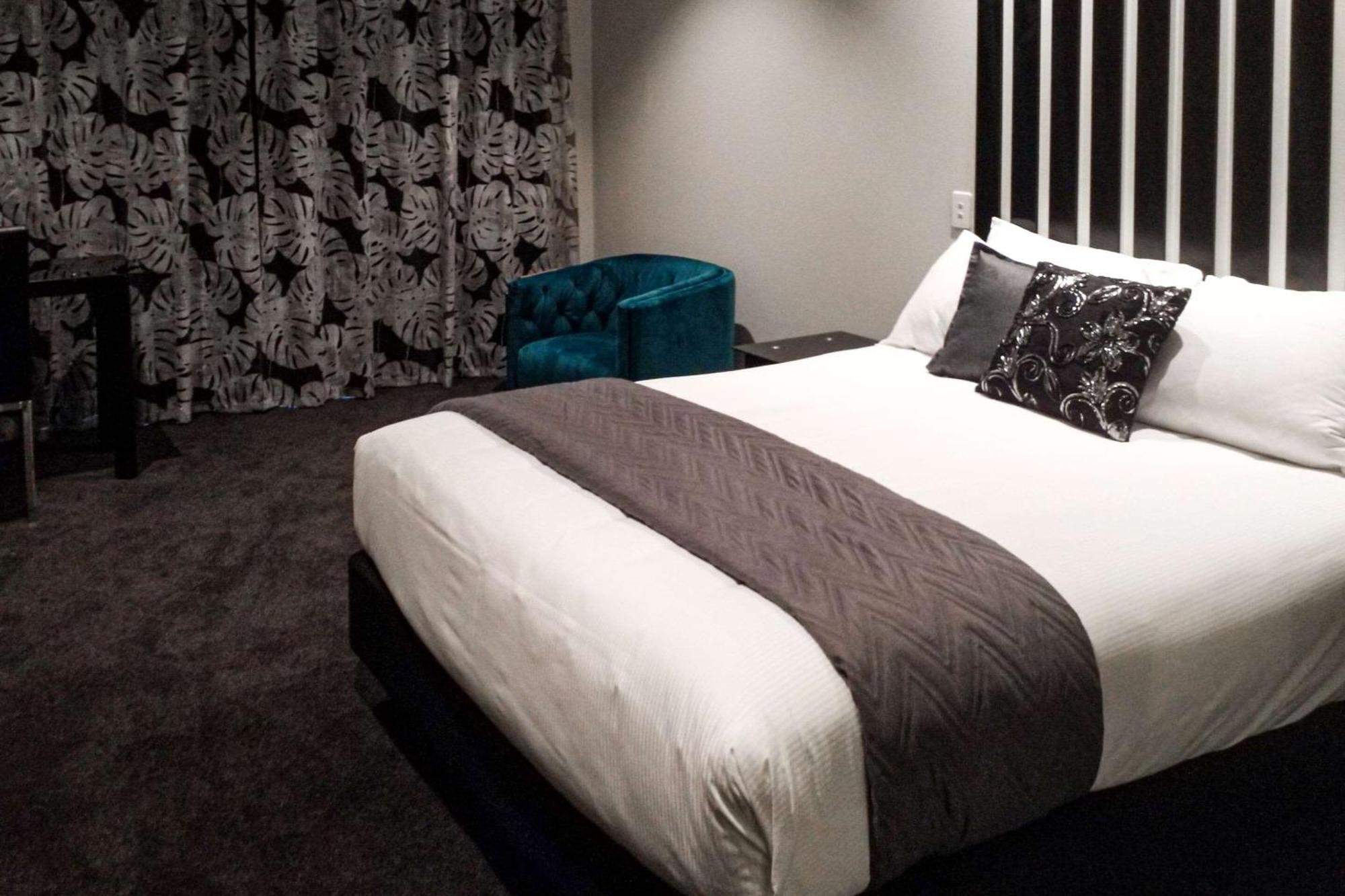 ביאנהיים Riverside Hotel Marlborough מראה חיצוני תמונה