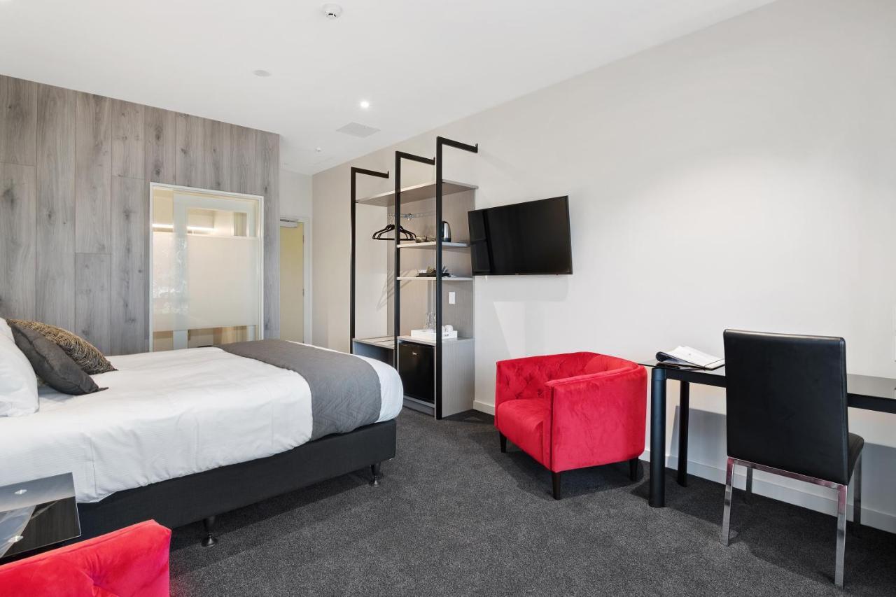 ביאנהיים Riverside Hotel Marlborough מראה חיצוני תמונה