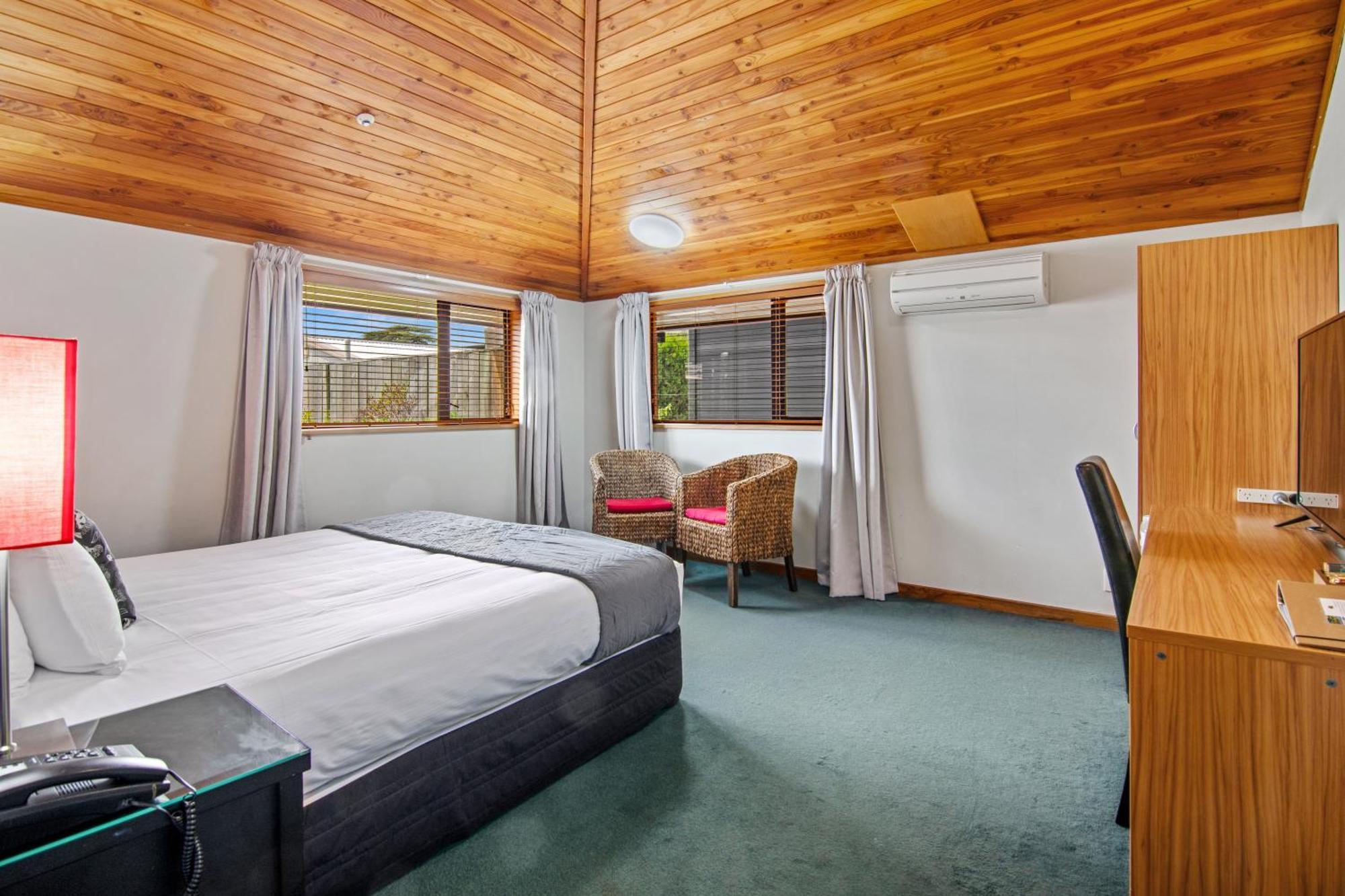 ביאנהיים Riverside Hotel Marlborough מראה חיצוני תמונה